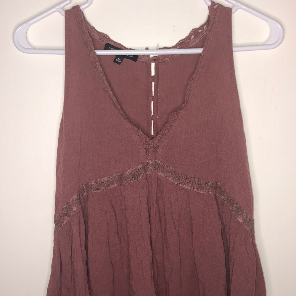 ★ Kendall & Kyle Mauve Flowy Top